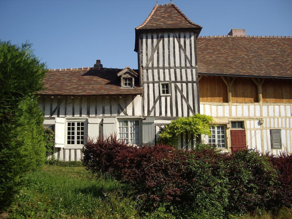 Meuble De Tourisme Le Gilliard Villa Chavanges Стая снимка